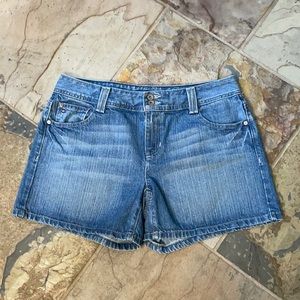 Tommy Hilfiger Jean Shorts Size 8